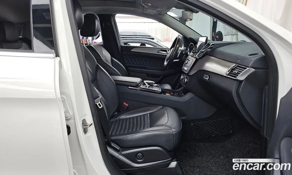 Mercedes-Benz GLE-Class 2018 3.0 автомат (гидро), фото 17