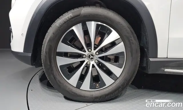 Mercedes-Benz GLE-Class 2025 2.0 автомат (гидро), миниатюра 5