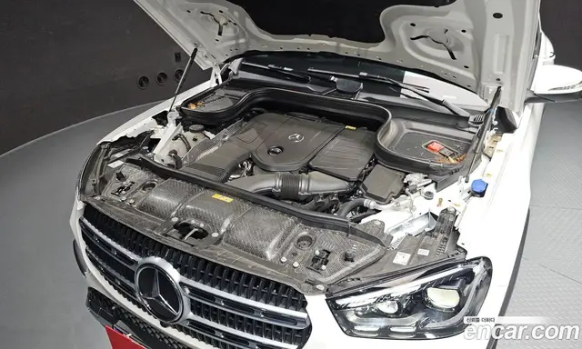 Mercedes-Benz GLE-Class 2025 2.0 автомат (гидро), миниатюра 6