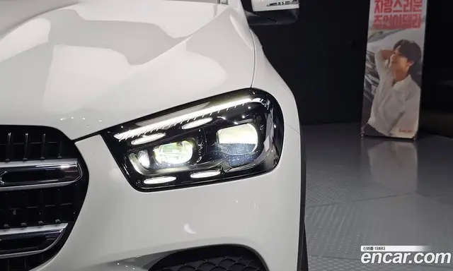 Mercedes-Benz GLE-Class 2025 2.0 автомат (гидро), миниатюра 8