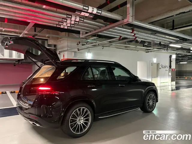 Mercedes-Benz GLE-Class 2026 3.0 автомат (гидро), миниатюра 2