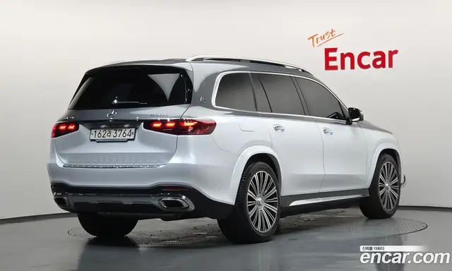Mercedes-Benz GLS-Class 2024 4.0 автомат (гидро), миниатюра 2