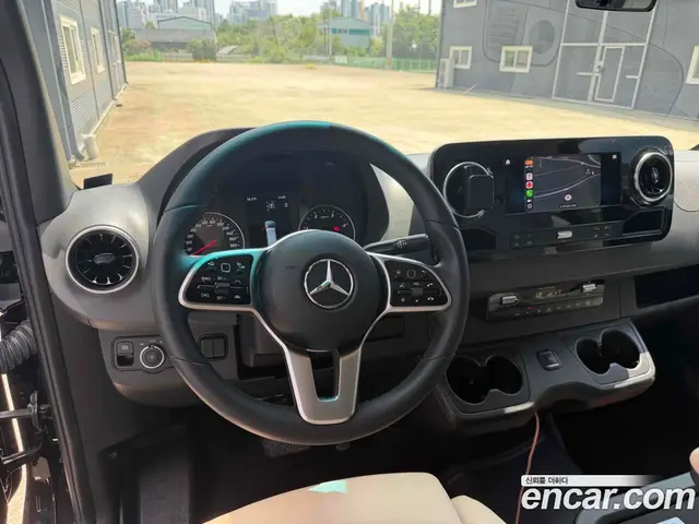 Mercedes-Benz Sprinter 2022 3.0 автомат (гидро), миниатюра 9