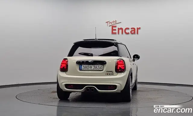 Mini Cooper 2016 2.0 автомат (гидро), миниатюра 4