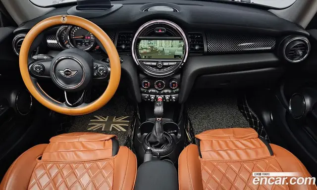 Mini Cooper 2016 2.0 автомат (гидро), миниатюра 7