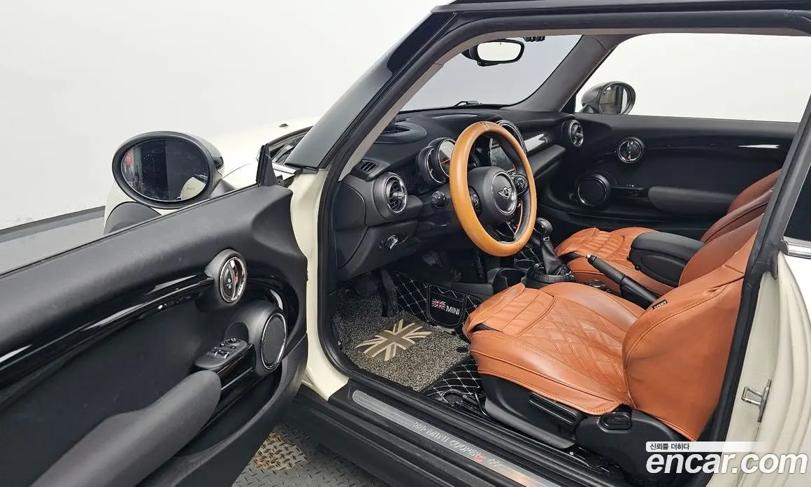 Mini Cooper 2016 2.0 автомат (гидро), фото 10