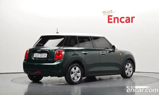 Mini Cooper 2017 1.5 автомат (гидро), миниатюра 2