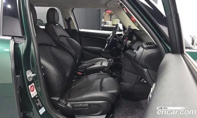 Mini Cooper 2017 1.5 автомат (гидро), миниатюра 11