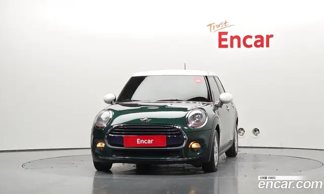 Mini Cooper 2017 1.5 автомат (гидро), миниатюра 3