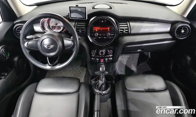 Mini Cooper 2017 1.5 автомат (гидро), миниатюра 7