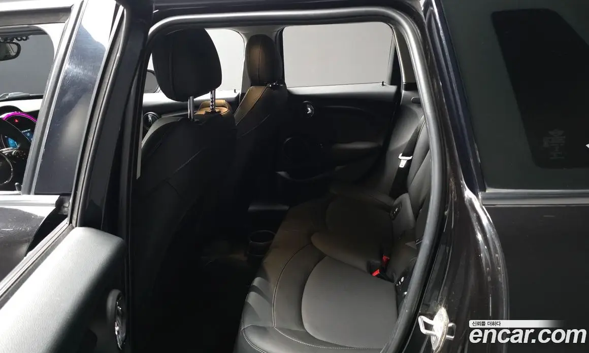 Mini Cooper 2020 1.5 автомат (гидро), фото 18