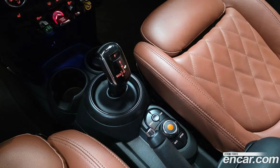 Mini Cooper 2022 1.5 автомат (гидро), фото 12
