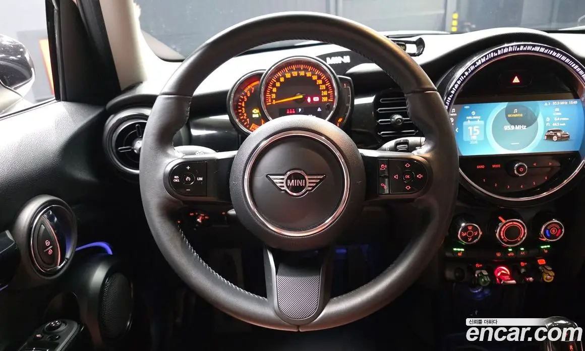 Mini Cooper 2022 1.5 автомат (гидро), фото 19