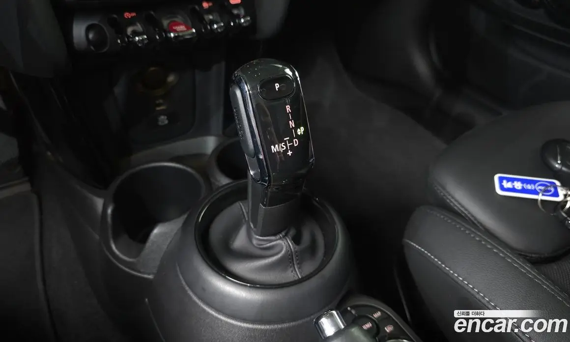Mini Cooper 2023 1.5 автомат (гидро), фото 12