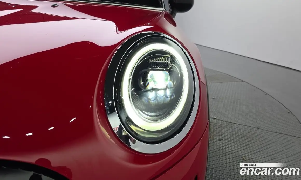 Mini Cooper 2023 1.5 автомат (гидро), фото 8