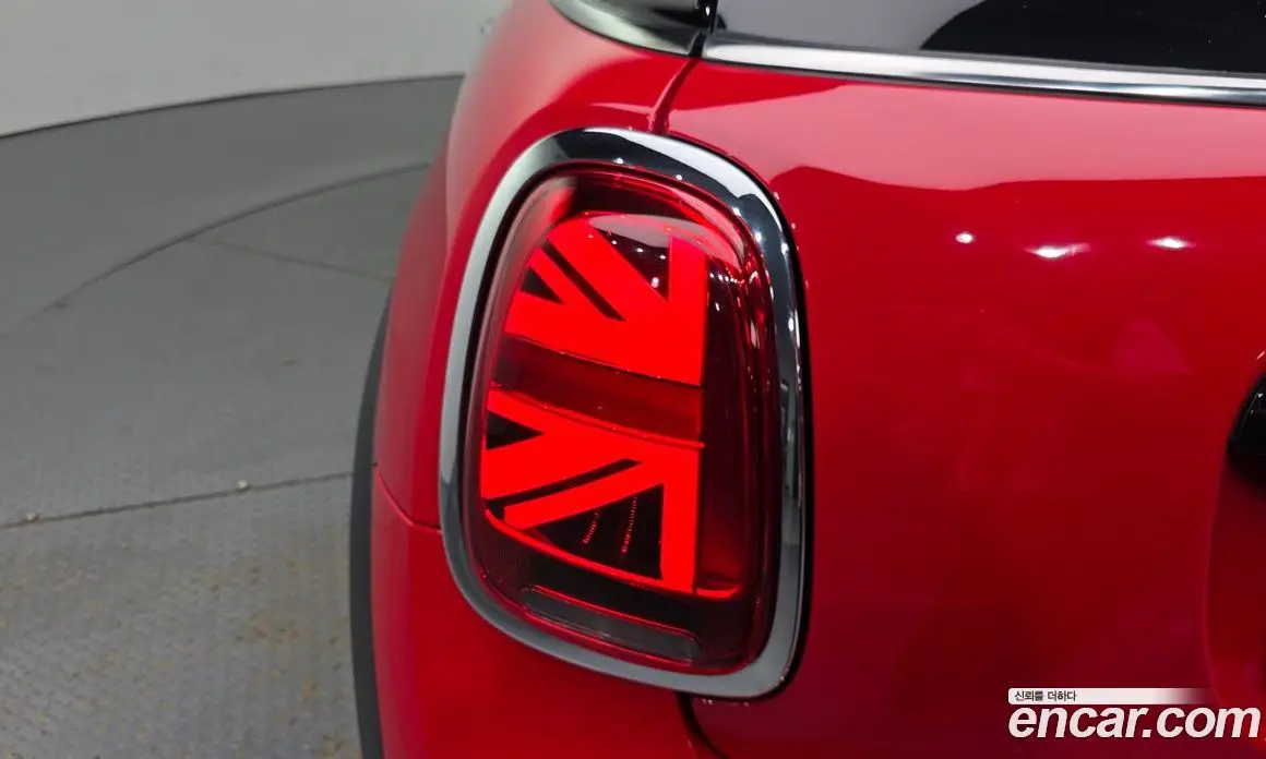 Mini Cooper 2023 1.5 автомат (гидро), фото 9