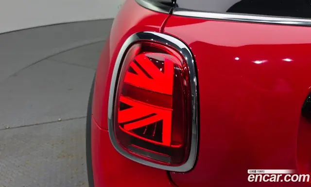 Mini Cooper 2023 1.5 автомат (гидро), миниатюра 9