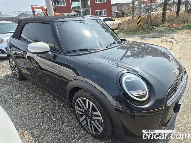 Mini Cooper Convertible 2025 2.0 автомат (гидро), миниатюра 1