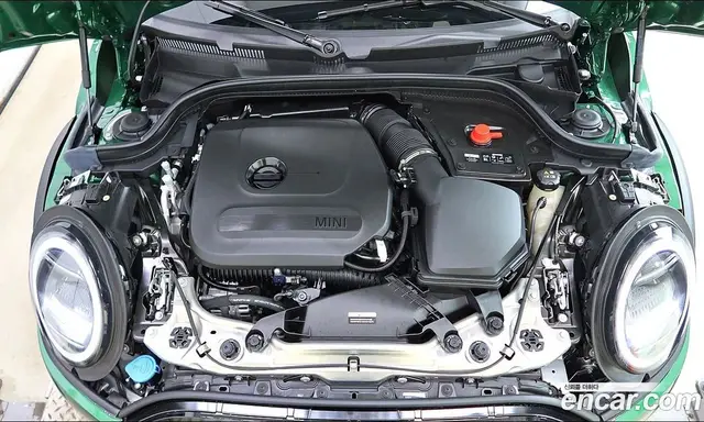 Mini Cooper Convertible 2025 2.0 автомат (гидро), миниатюра 6