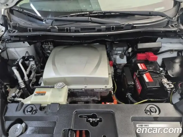 Nissan Leaf 2016 автомат (гидро), миниатюра 5