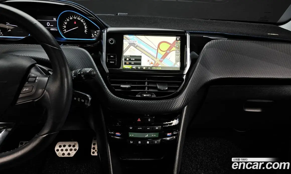 Peugeot 2008 2016 1.6 автомат (гидро), фото 13