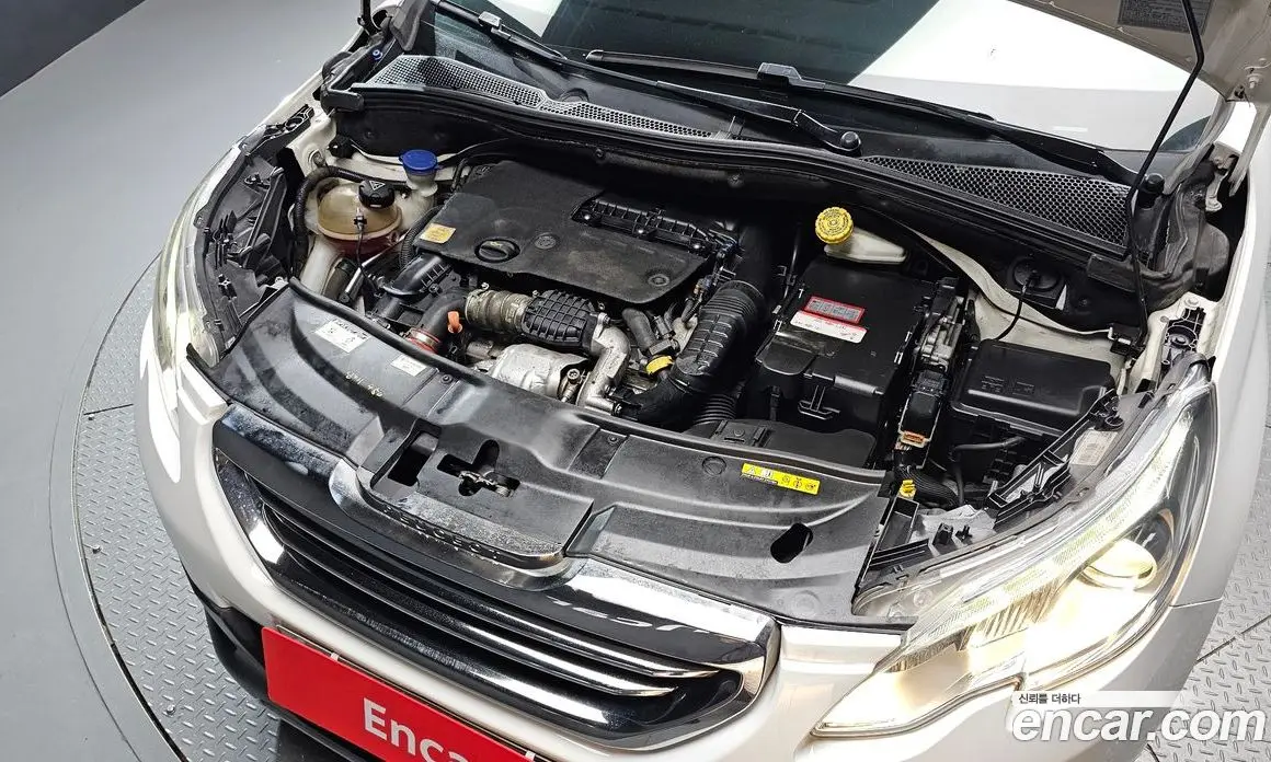 Peugeot 2008 2016 1.6 автомат (гидро), фото 6