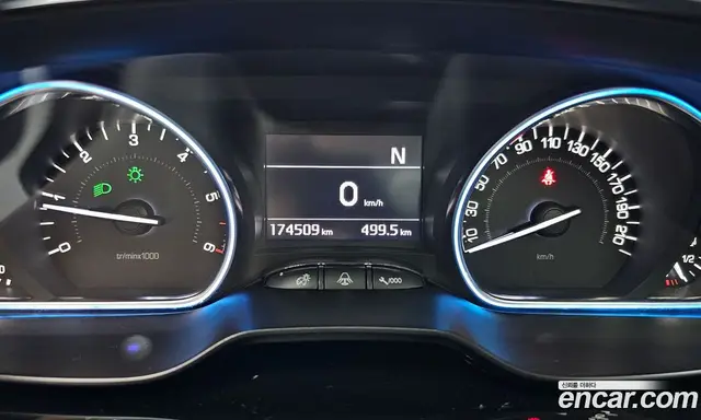 Peugeot 2008 2016 1.6 автомат (гидро), миниатюра 8