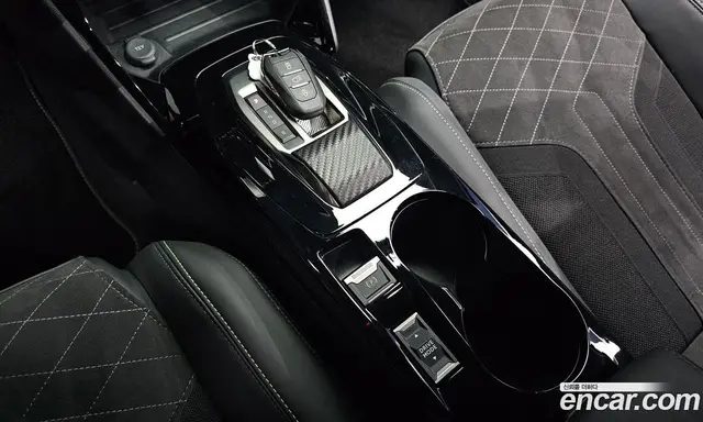 Peugeot 2008 2023 0.1 автомат (гидро), миниатюра 12