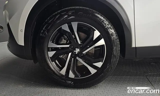 Peugeot 2008 2023 0.1 автомат (гидро), миниатюра 5