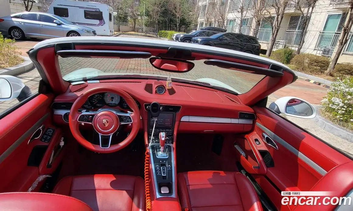 Porsche 911 2013 3.8 автомат (гидро), фото 11 Porsche 911 2013 3.8 автомат (гидро), фото 11