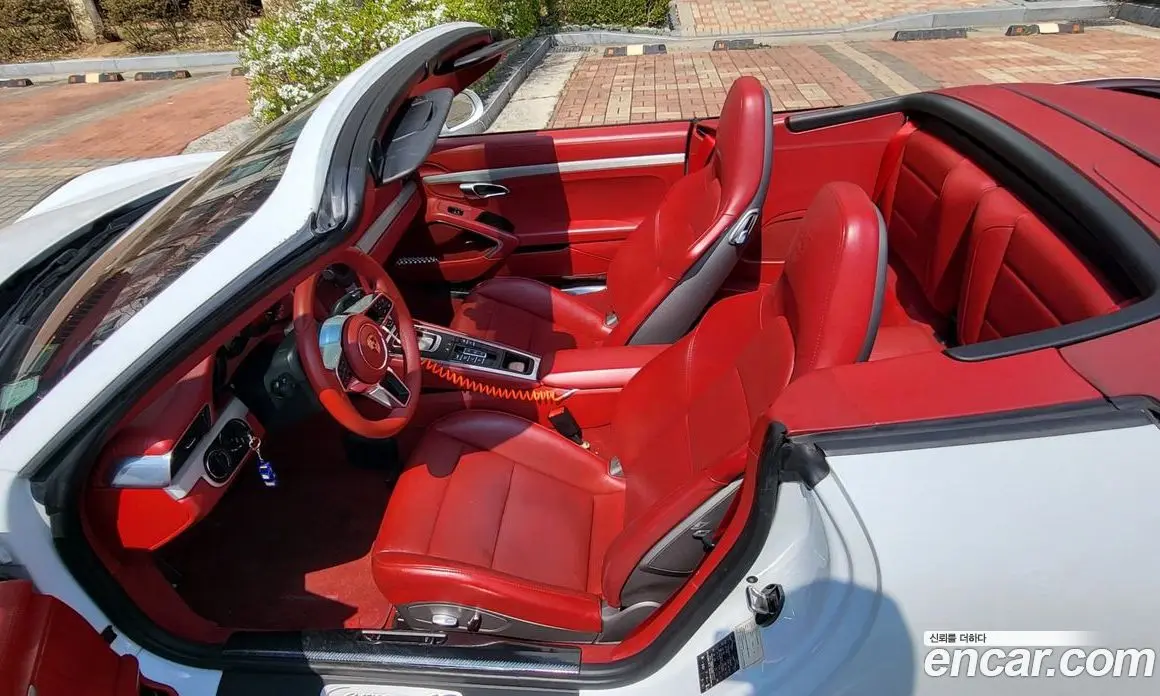 Porsche 911 2013 3.8 автомат (гидро), фото 15 Porsche 911 2013 3.8 автомат (гидро), фото 15