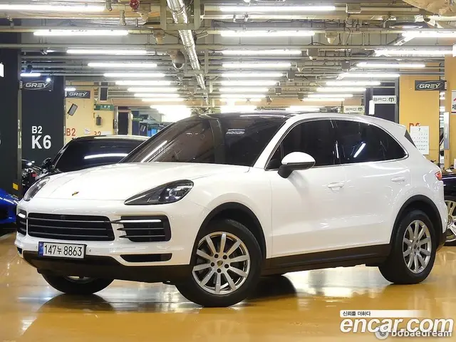 Porsche Cayenne 2019 3.0 автомат (гидро), миниатюра 1