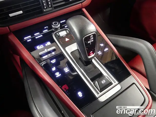 Porsche Cayenne 2019 3.0 автомат (гидро), миниатюра 9