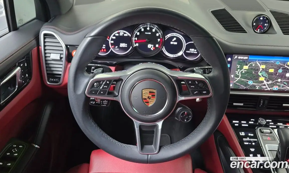 Porsche Cayenne 2023 3.0 автомат (гидро), фото 17