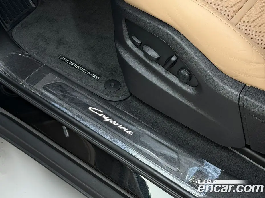Porsche Cayenne 2024 3.0 автомат (гидро), фото 13