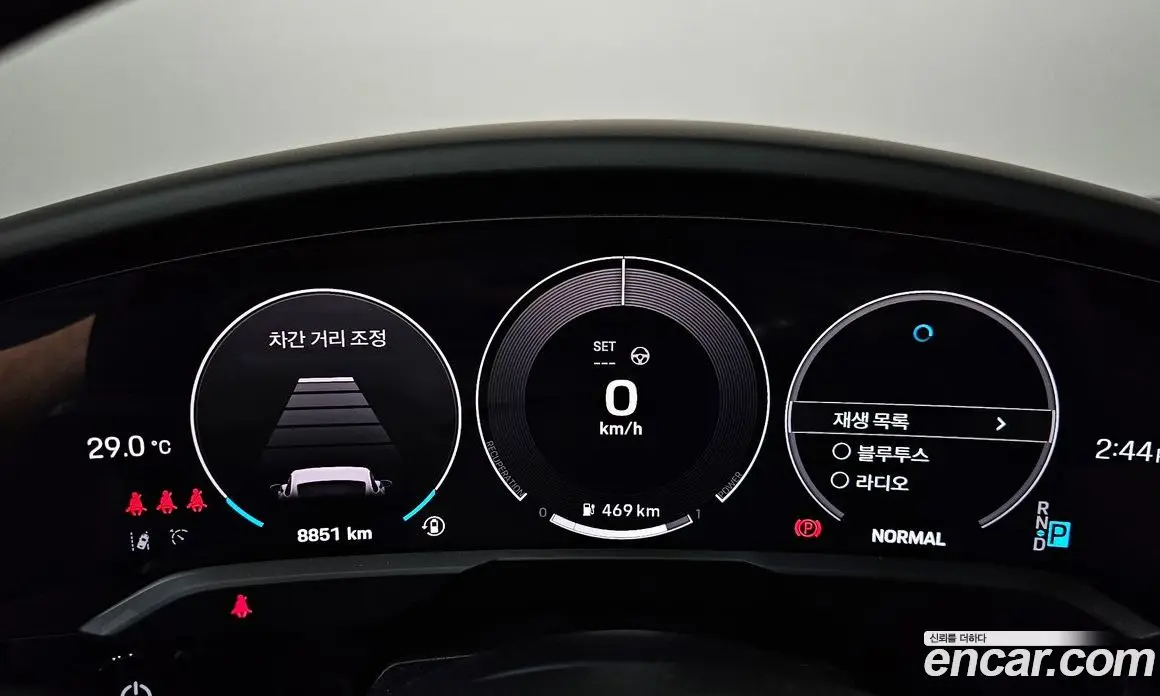 Porsche Taycan 2024 0.1 автомат (гидро), фото 11
