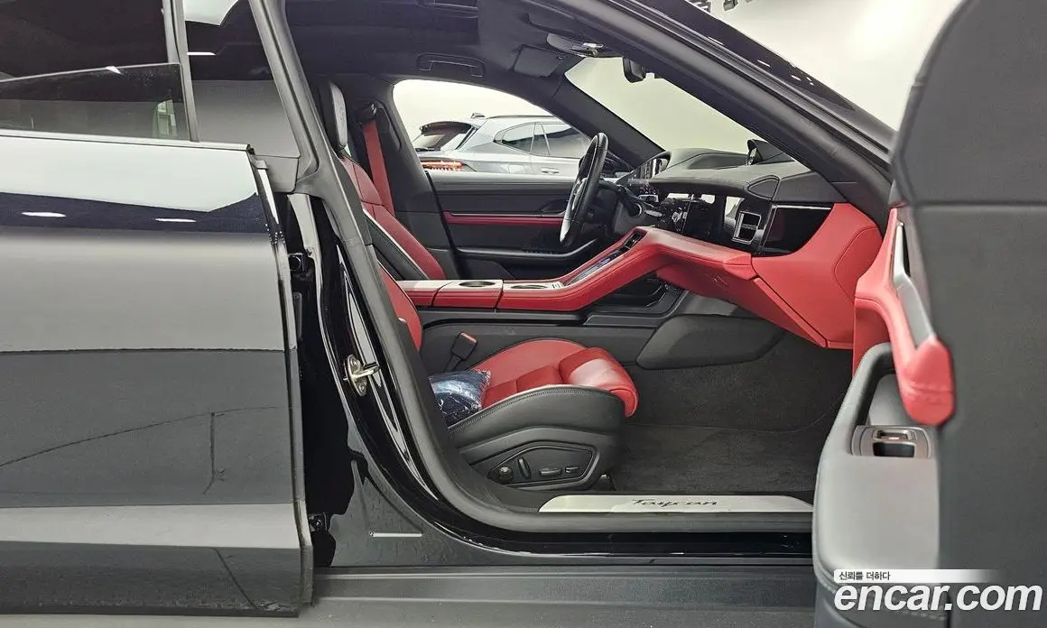 Porsche Taycan 2024 0.1 автомат (гидро), фото 16