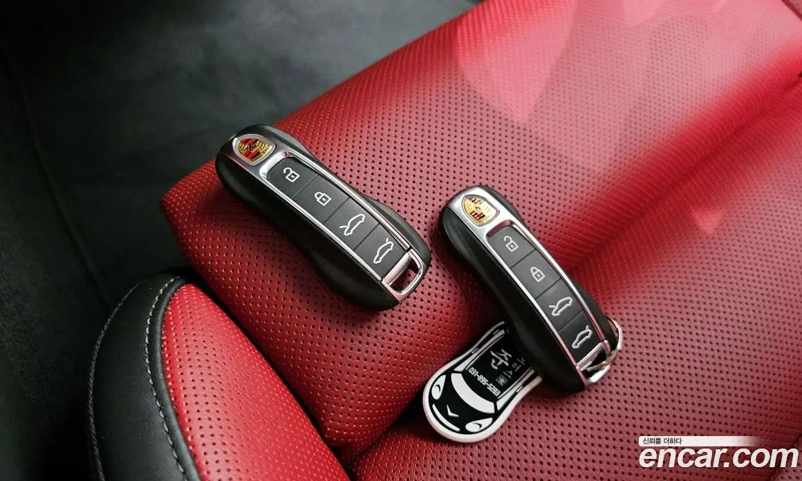 Porsche Taycan 2024 0.1 автомат (гидро), фото 35