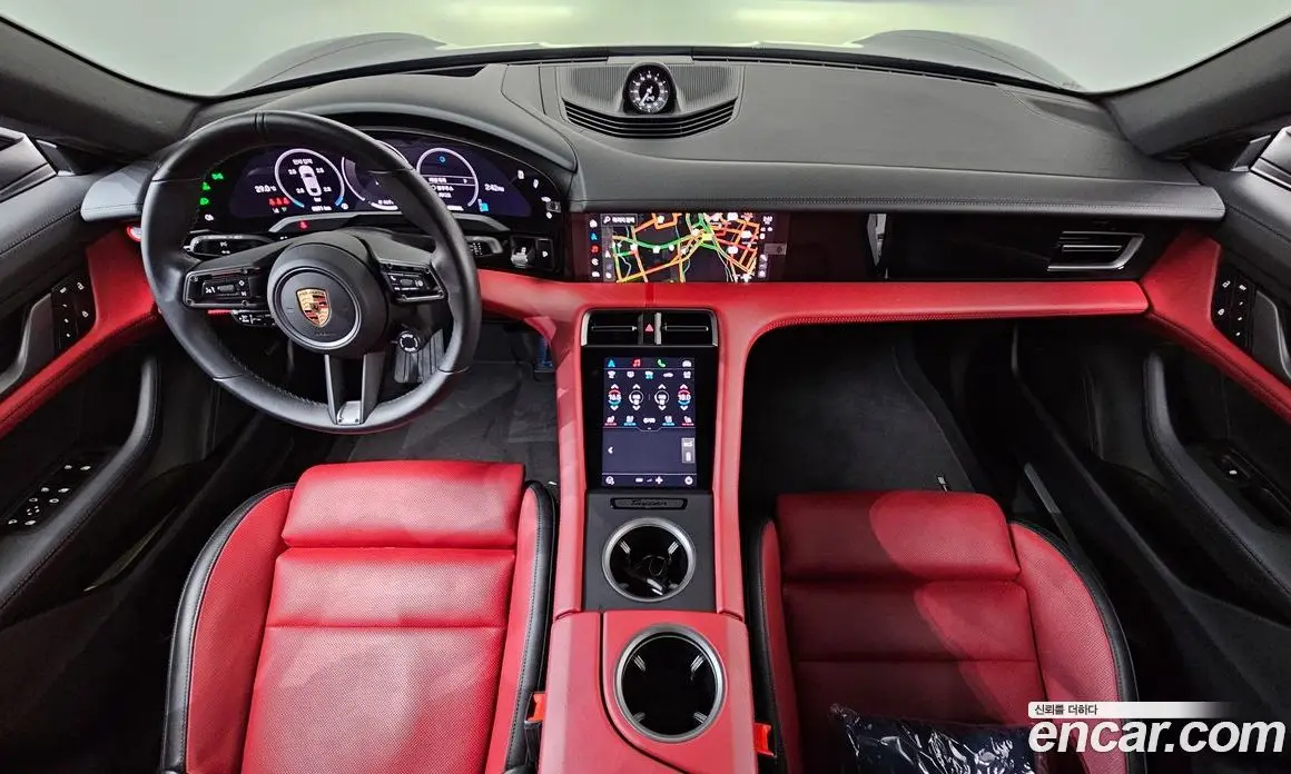 Porsche Taycan 2024 0.1 автомат (гидро), фото 10