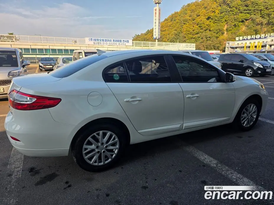 Renault (Samsung) SM3 2013 1.6 автомат (гидро), фото 4 Renault (Samsung) SM3 2013 1.6 автомат (гидро), фото 4