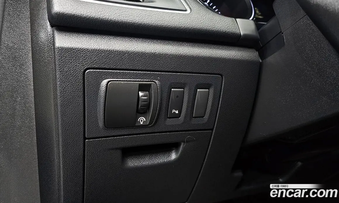Renault (Samsung) SM7 2016 2.0 автомат (гидро), фото 16 Renault (Samsung) SM7 2016 2.0 автомат (гидро), фото 16