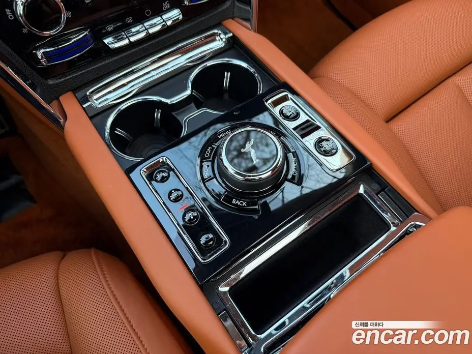 Rolls-Royce Cullinan 2023 6.7 автомат (гидро), фото 15