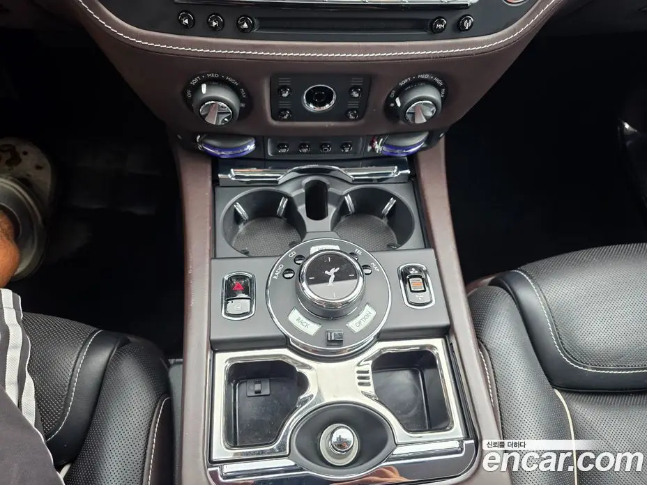 Rolls-Royce Ghost 2017 6.6 автомат (гидро), фото 11