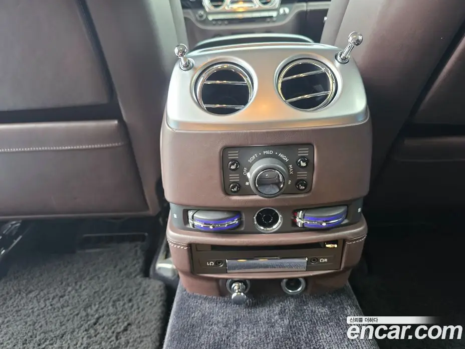 Rolls-Royce Ghost 2017 6.6 автомат (гидро), фото 17