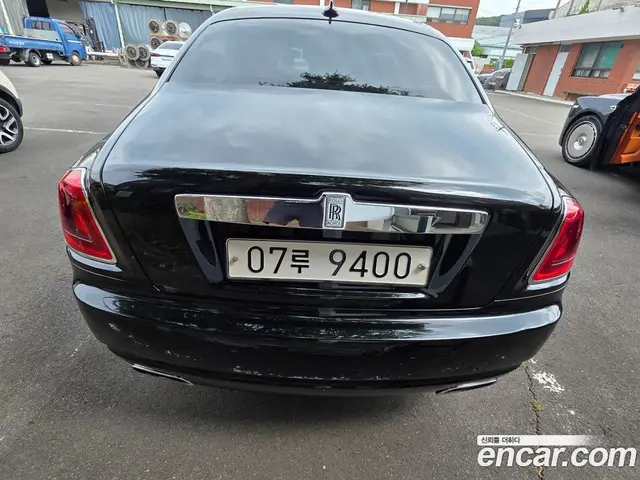Rolls-Royce Ghost 2017 6.6 автомат (гидро), миниатюра 4