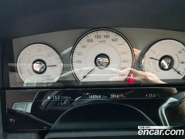 Rolls-Royce Ghost 2017 6.6 автомат (гидро), миниатюра 9