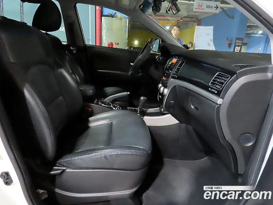 SsangYong Korando 2013 2.0 автомат (гидро), фото 12