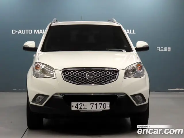 SsangYong Korando 2013 2.0 автомат (гидро), миниатюра 3