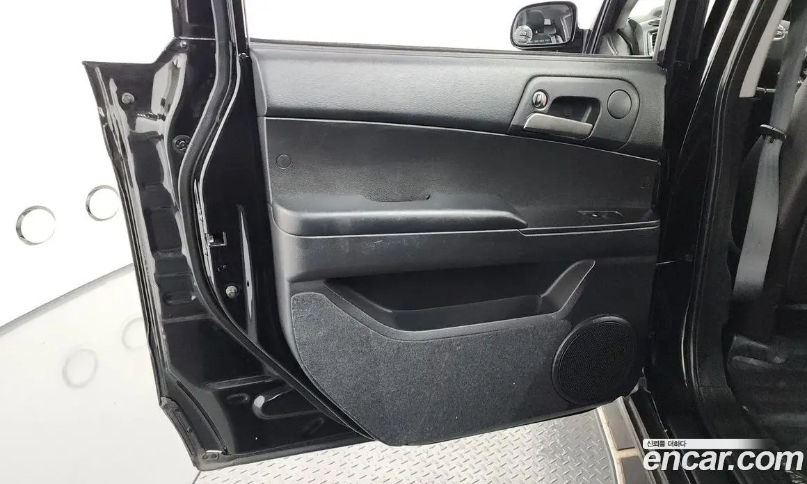 SsangYong Korando 2016 2.0 автомат (гидро), фото 15
