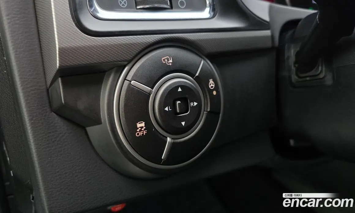 SsangYong Korando 2018 2.2 автомат (гидро), фото 13